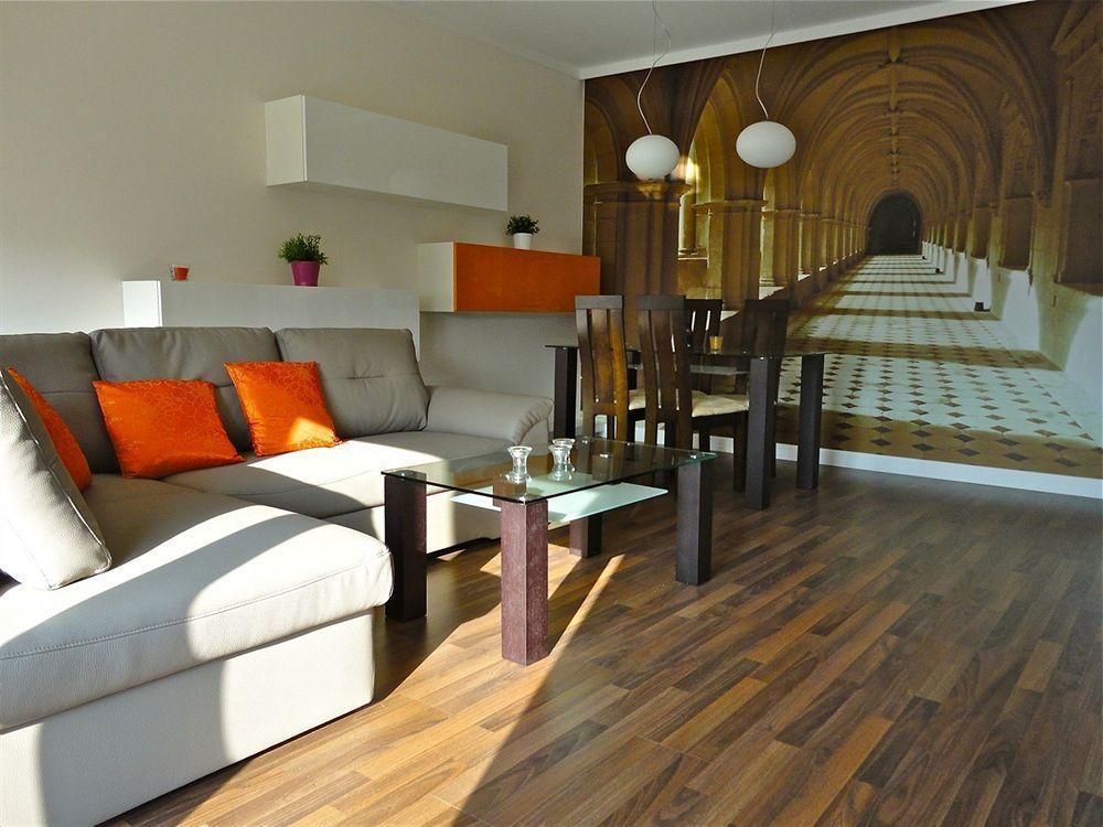 Apartamenty Aparts Lodz  Ngoại thất bức ảnh