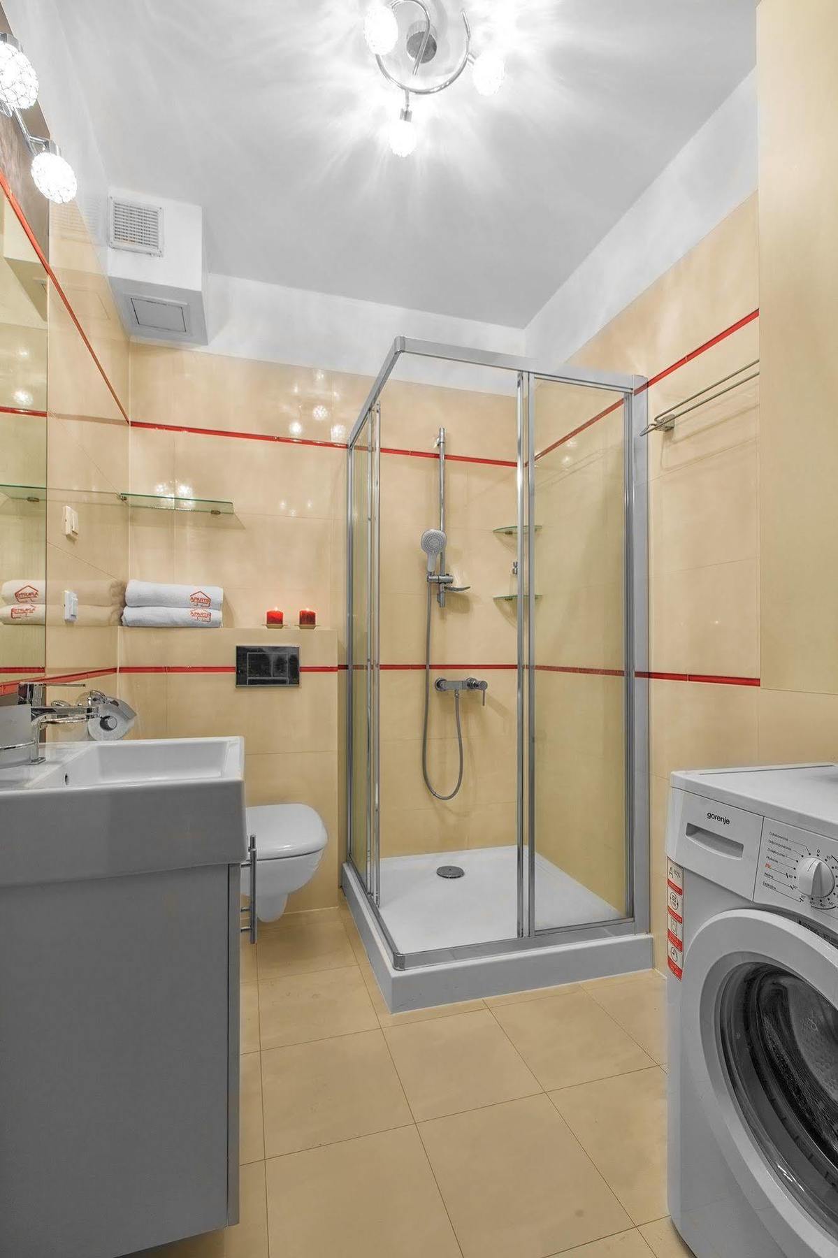 Apartamenty Aparts Lodz  Ngoại thất bức ảnh